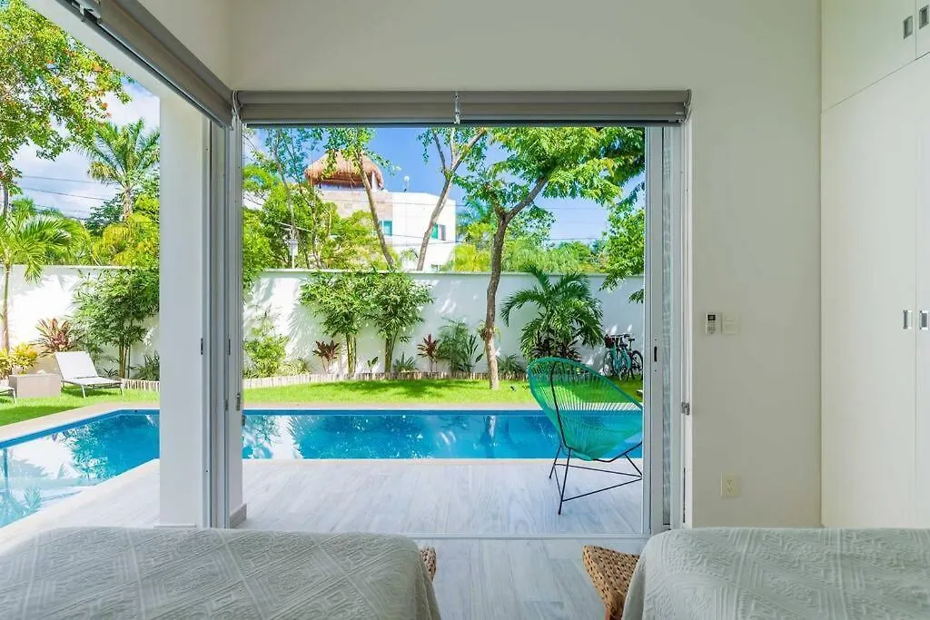 Luxury Private 3Bed Villa, Garden, Pool,Security 툴룸